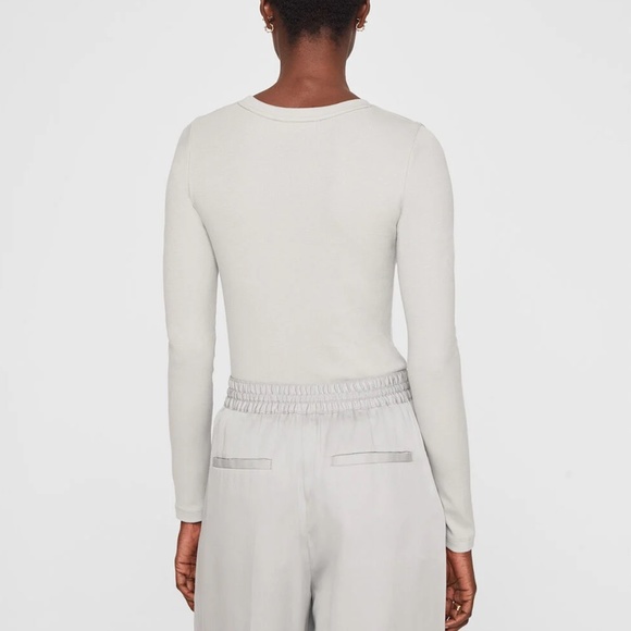 Carolena Top - New With Tags - NEVER WORN - Blue - Picture 2 of 4